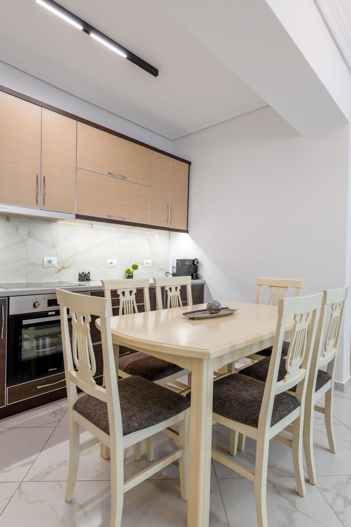 Mato Luxury Apartament *