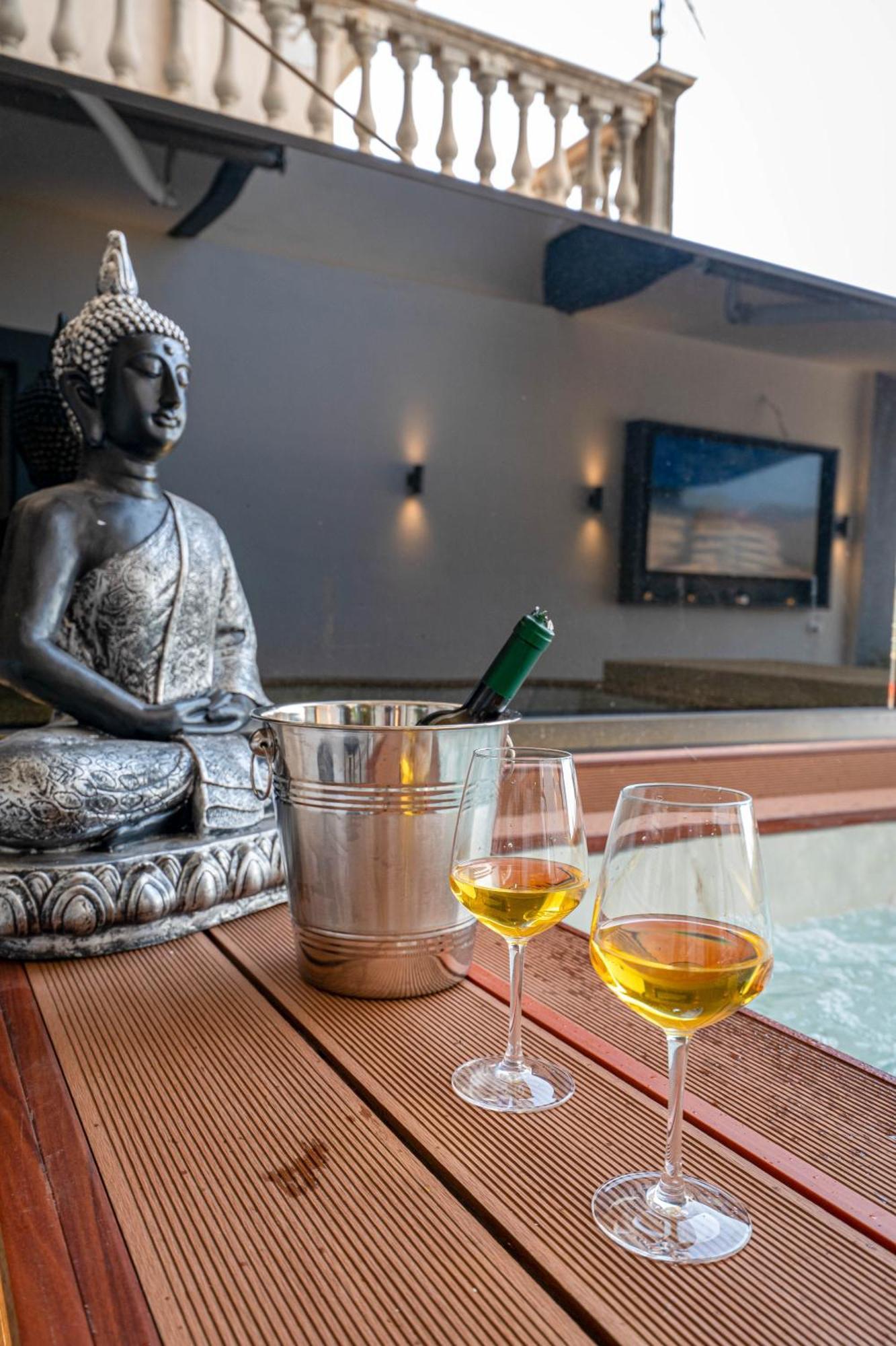 Mato Luxury Sarandë